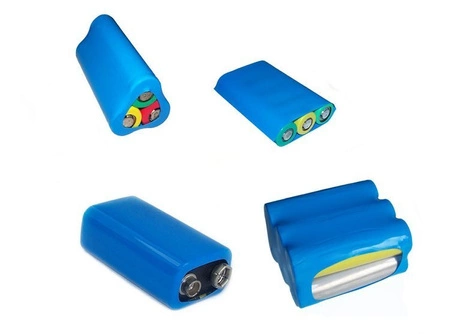 Folia termokurczliwa - rękaw PVC szer. 33mm - niebieska - na 1 akumulator 18650 - 1mb